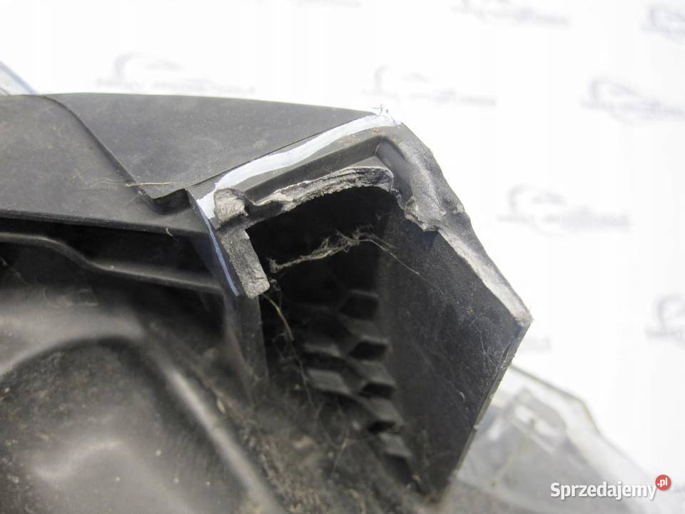 PEUGEOT 508 I SW 11r lampa lewa przód 9678393380