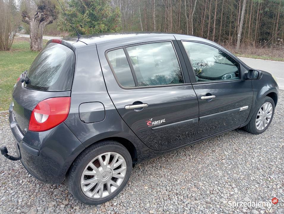 Renault Clio 3 12 T Rip Curl Rok produkcji 2008 Poniatowa