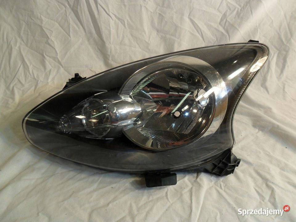 Reflektor Przód strona lewa Toyota Aygo AB10