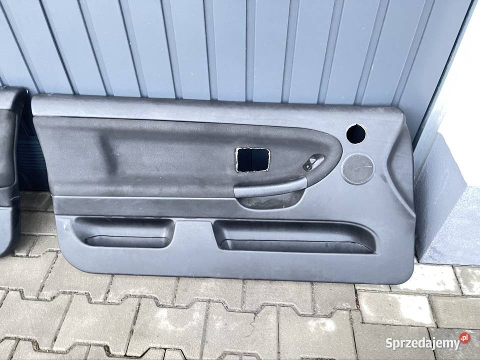 BMW e36 coupe HIFI Boczki przód sprzedam