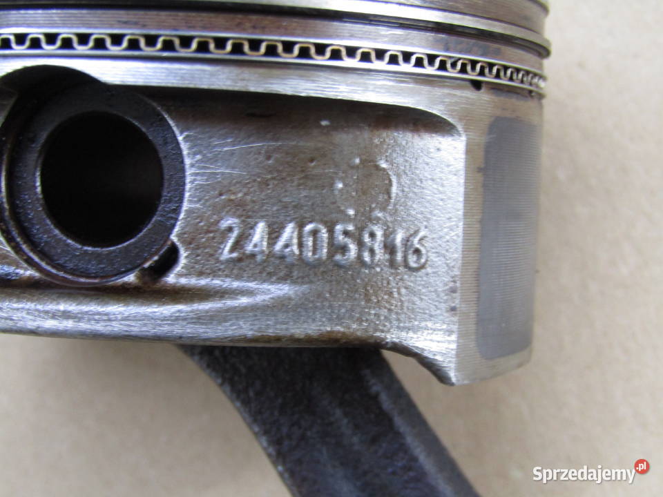 TŁOK KORBOWÓD OPEL VECTRA C 32i 24405816 0107200 Blok silnika Mysłaków sprzedam