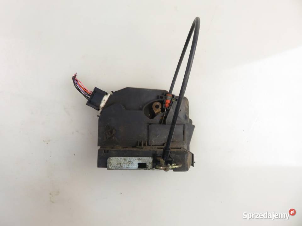 ZAMEK PRAWY TYLNY LAND ROVER FREELANDER L314