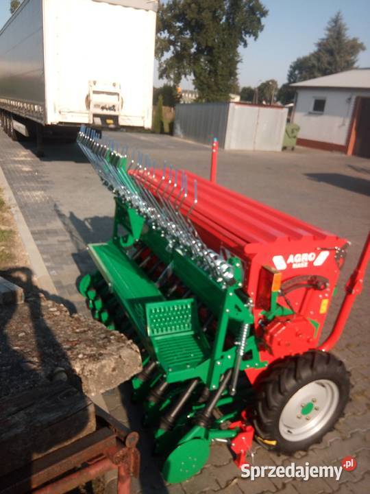 Siewnik zbożowy mechaniczny AgromaszMeprozet Mroczków Duży