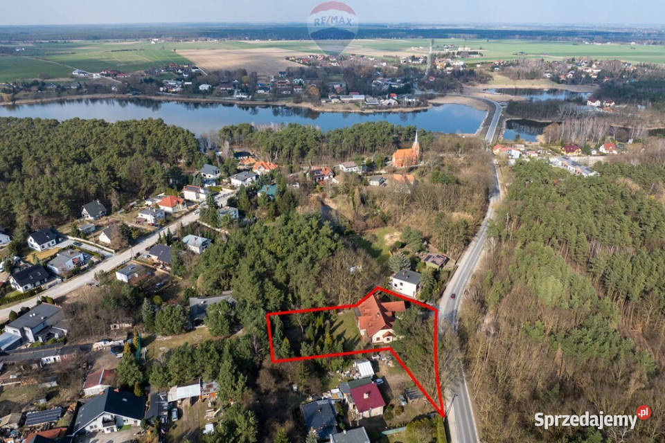 Klimatyczny dom odrębne mieszkanie duża działka Rok budowy 2005 wielkopolskie Jerzykowo