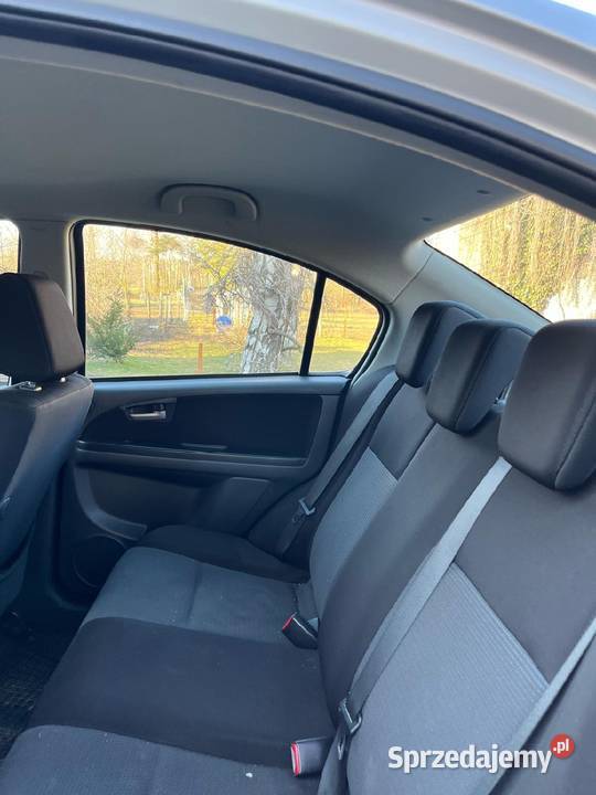 Suzuki sx4 sedan 16
