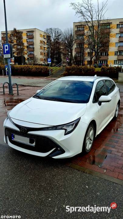 Toyota Corolla 12 T Comfort Samochody osobowe