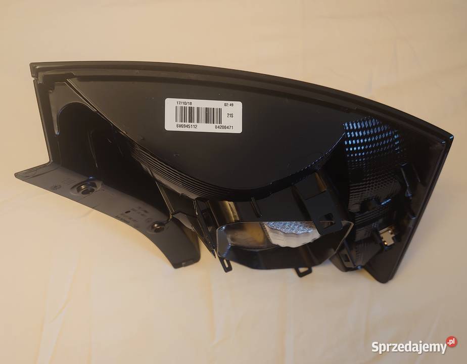 Lampa tylna prawa Skoda Fabia 3 HB 2014 OE Warszawa