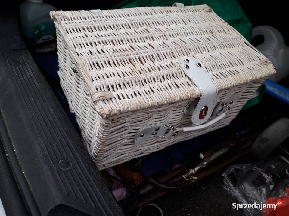 Biały koszyk wiklinowy dekoracja vintage Warszawa