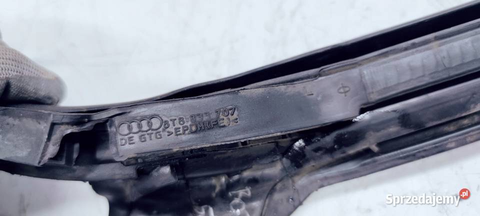 USZCZELKA DRZWI LEWY TYŁ AUDI A5 8T 8T8833707 śląskie Przystajń