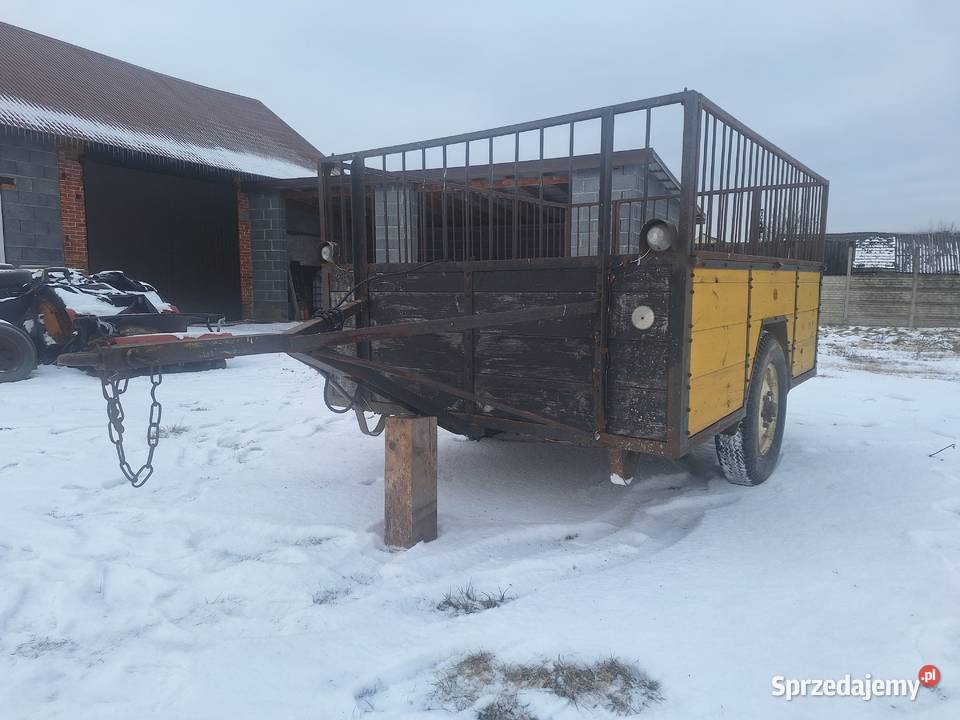 Kołówka przyczepa do ciągnika rolniczego nieuszkodzony Wieruszów
