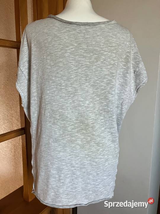 Szara bawełniana bluzka tshirt oversize Unisono podkarpackie Nisko