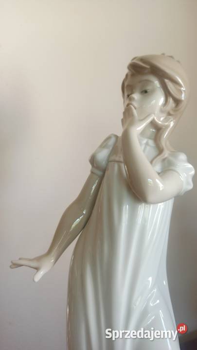 Figurka Ziewająca dziewczyNAO z 1992r Lladro Porcelana i szkło pomorskie Gdańsk