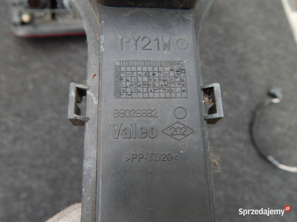 WKŁAD LAMPY LEWY TYŁ RENAULT RENAULT ESPACE IV 4 Warszawa