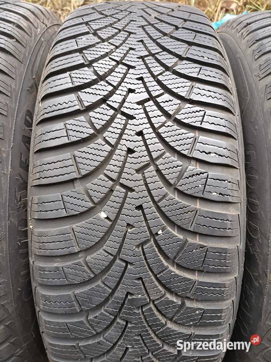 Opony zimowe Goodyear 20555 R16 bieżnik ok 7 mm 205 Ostrołęka