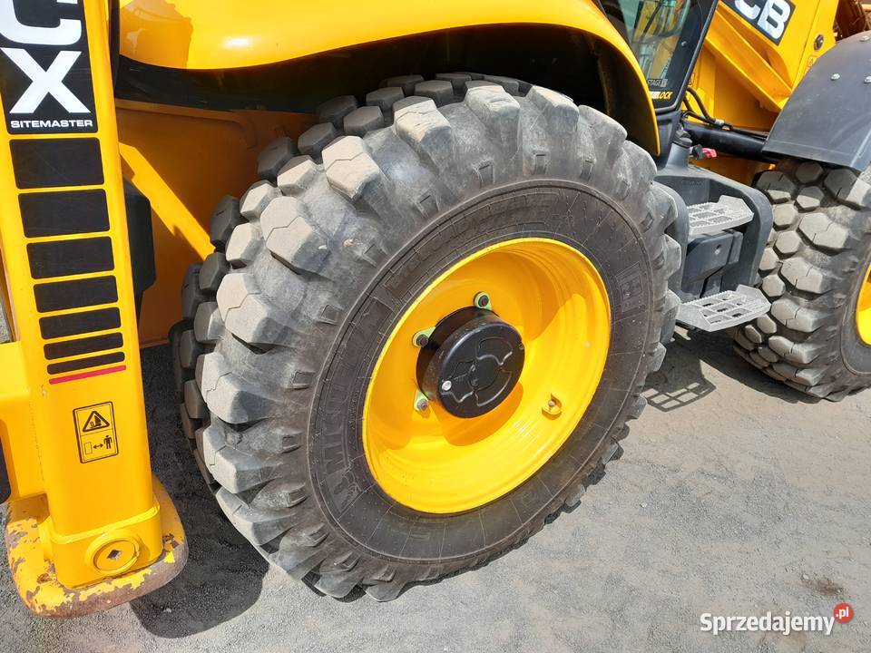 JCB 4CX 2024 1600MTH DUALDRIVE 3CX CAT CASE Krotoszyn