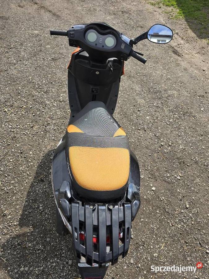 Skuter Zipp Quantum Rs50 Zarejestrowany opłacony Rok produkcji 2011