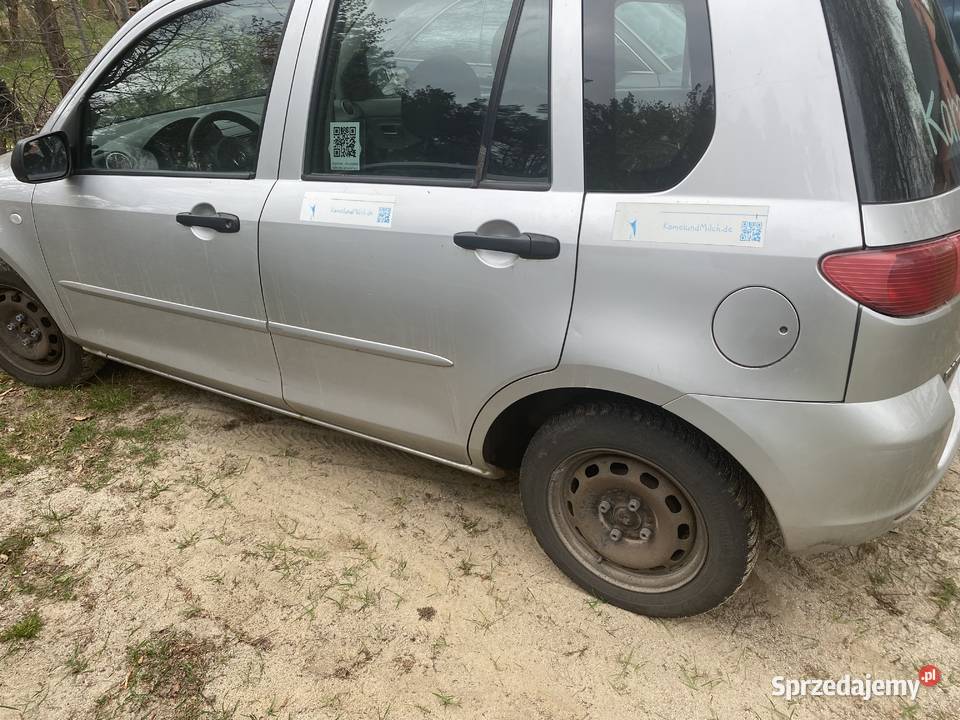 Mazda 2 pali jeździ hamuje manualna 2 Przewóz