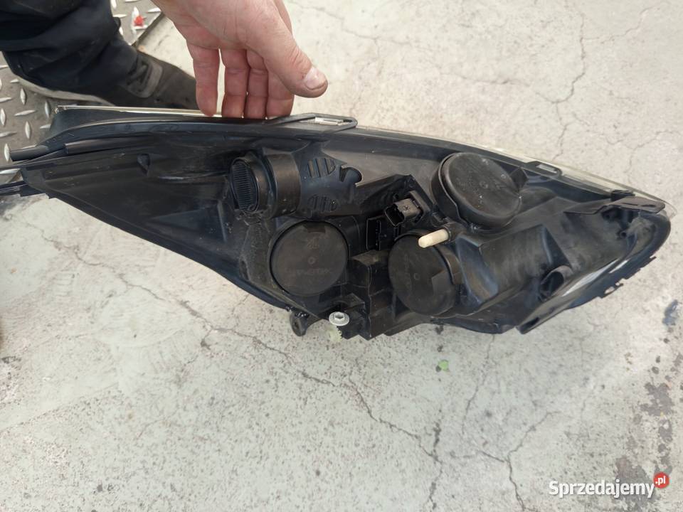 Reflektor lewy Clio 4 orginalny osobowe Rzeszów sprzedam