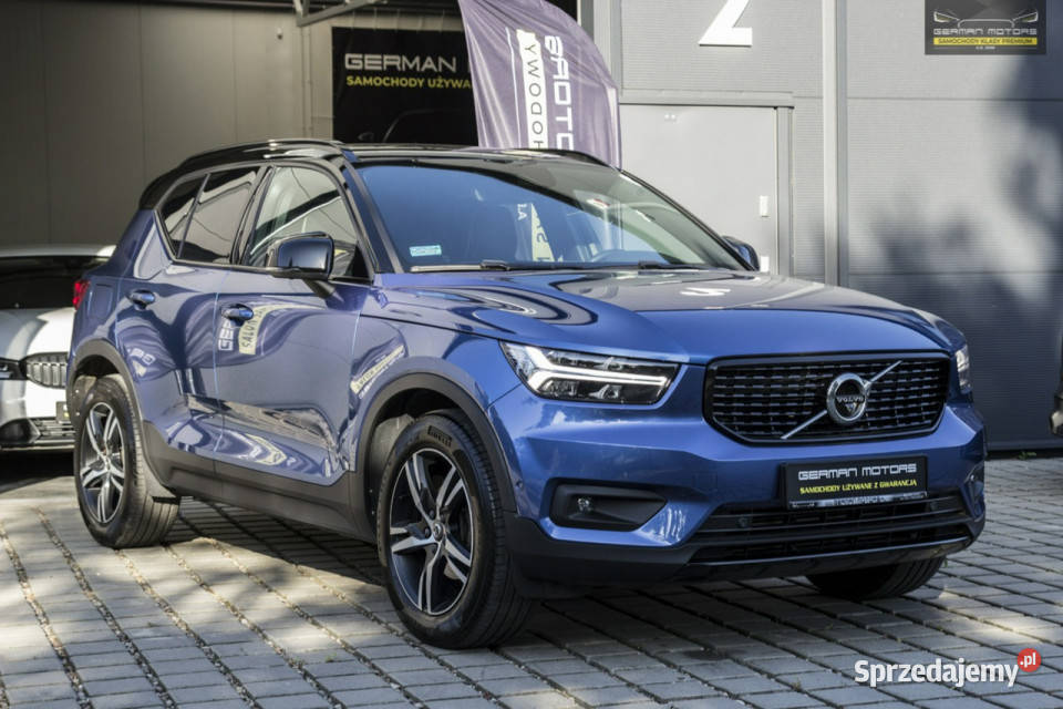 Volvo XC 40 R Design Blisy LEDY Harman Kardon Zarejestrowany w Polsce pomorskie Dębogórze