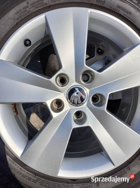 Koła 16 skoda octavia 3 Koluszki sprzedam