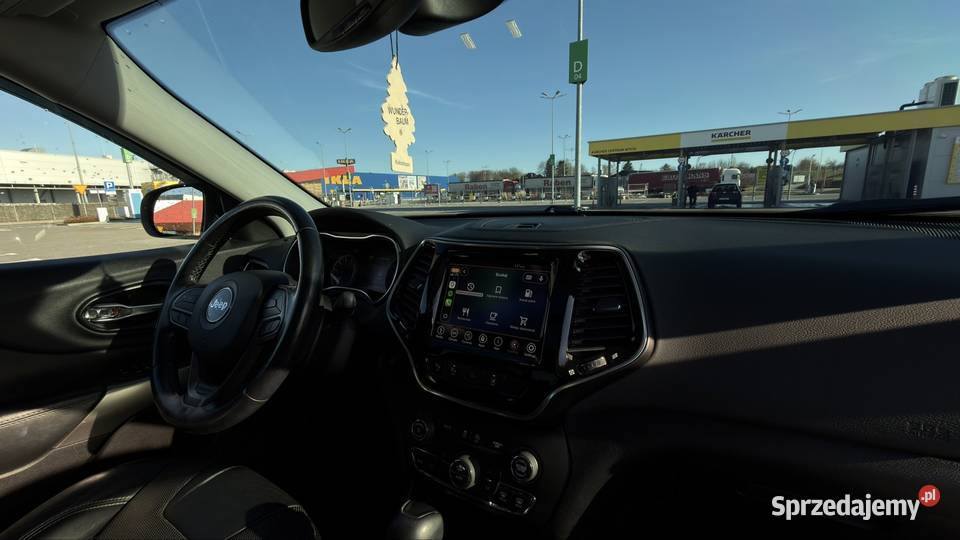 Jeep Cherokee Limited 2021 32 V6 LPG 200 kW Ciecierzyn