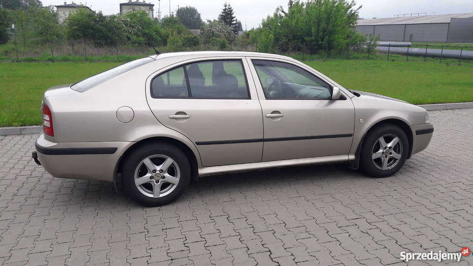 Salonowa Skoda 16 102 Serwis ASO I Właściciel benzyna Siedlce