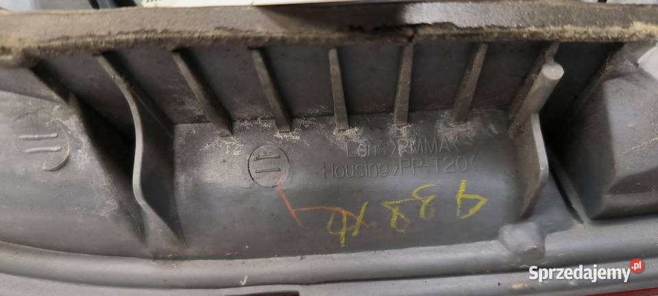 LAMPA PRAWA TYŁ TOYOTA YARIS I Lipno sprzedam