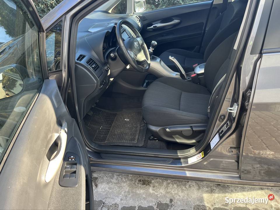 Zadbany Bezwypadkowy Auris Auris