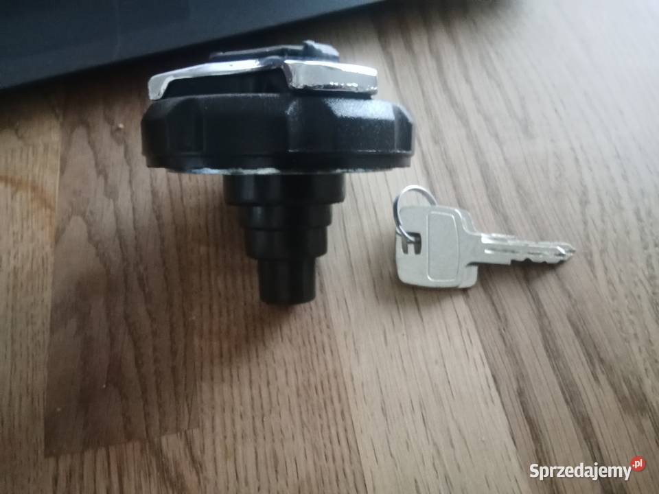 Korek paliwa z kluczykiem Manitou 658406