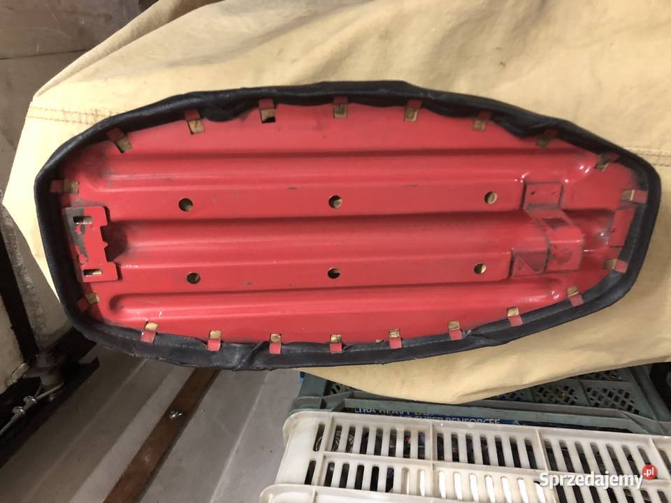 Siedzenie do motoroweru Karpaty Motorynka Części i akcesoria motocyklowe śląskie Sosnowiec sprzedam