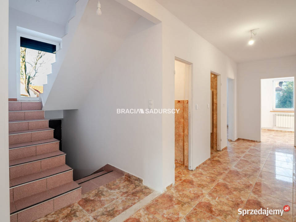 Dom wolnostojący 232m2 Zabierzów sprzedam