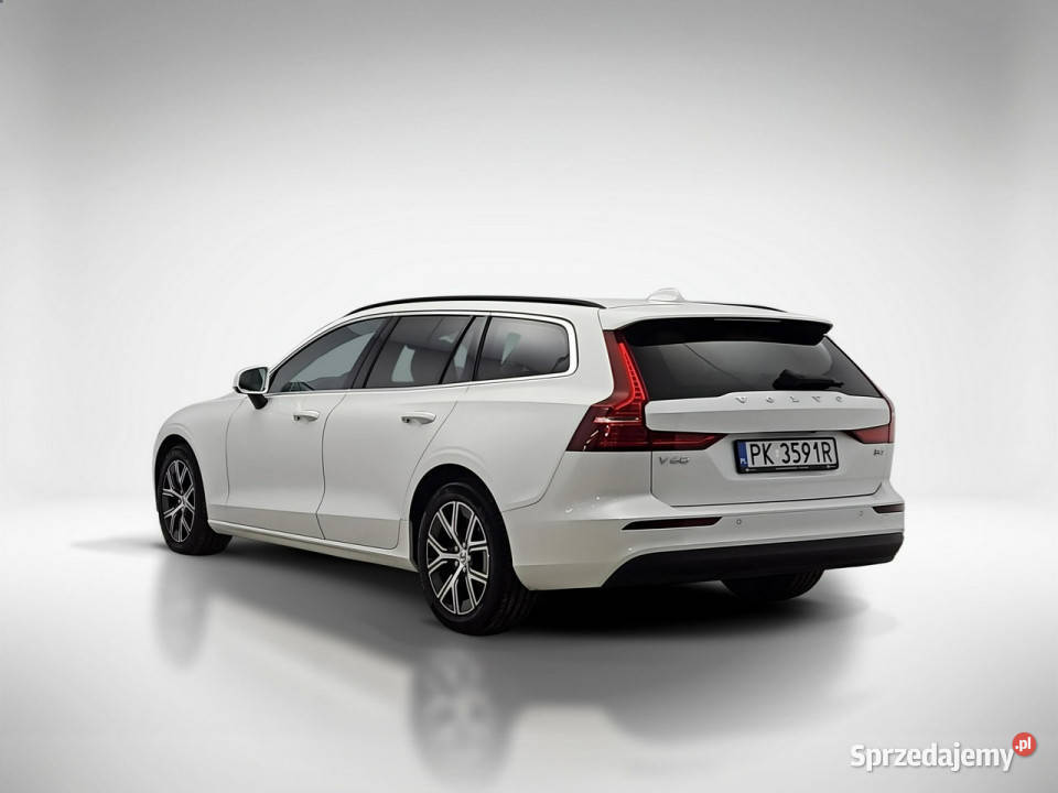 Volvo V60 B4 D Core aut Z Polskiego Salonu asystent pasa ruchu Warszawa