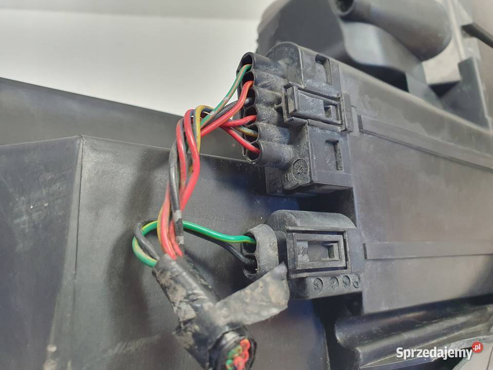 LAMPA LEWA Mitsubishi Colt VI Z30 0408 PRZEDNIA Rudka sprzedam