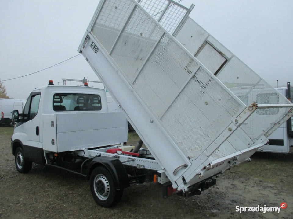 Iveco Daily 35S12 23 HPI 120 wywrotka hak 35t sprzedam