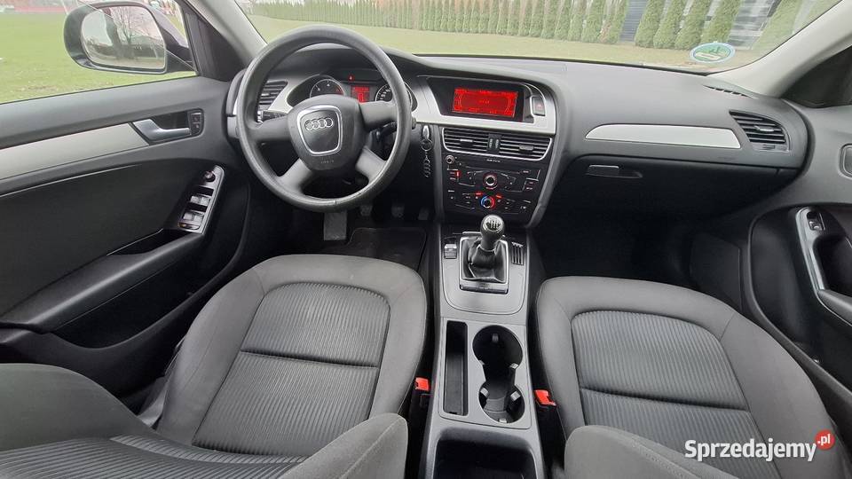 AUDI A4 B8 20 TDi 2009r z Niemiec stan Jarosław