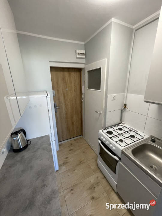 Kawalerka na wynajem w centrum Bydgoszczy 3 piętra i więcej Bydgoszcz sprzedam