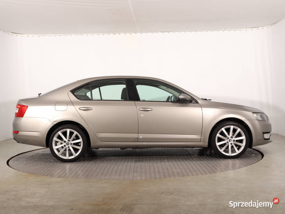 Skoda Octavia 16 TDI 1598cm3 Škoda Katowice