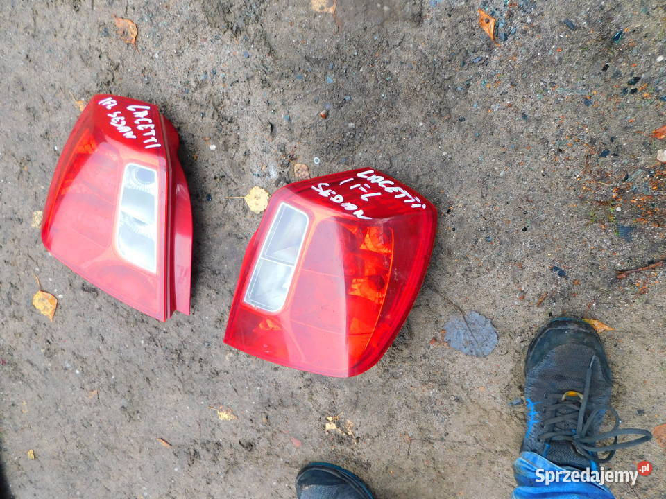 LACETTI I FL LIFT SEDAN lampa prawa WYSYŁKA Karoseria Żory