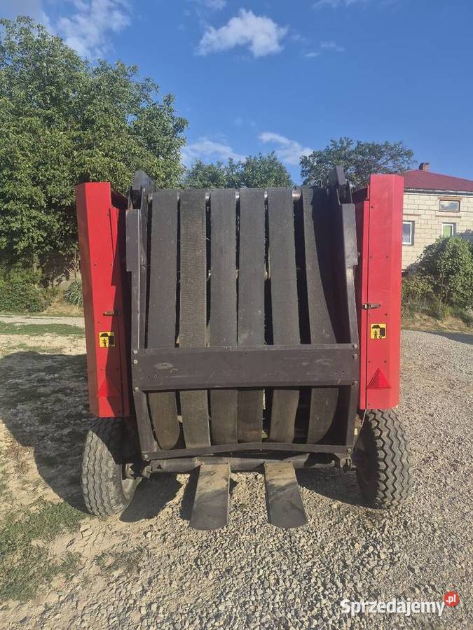 Prasa rolująca massey ferguson 822 Massey Ferguson Rolnictwo lubelskie Zamość