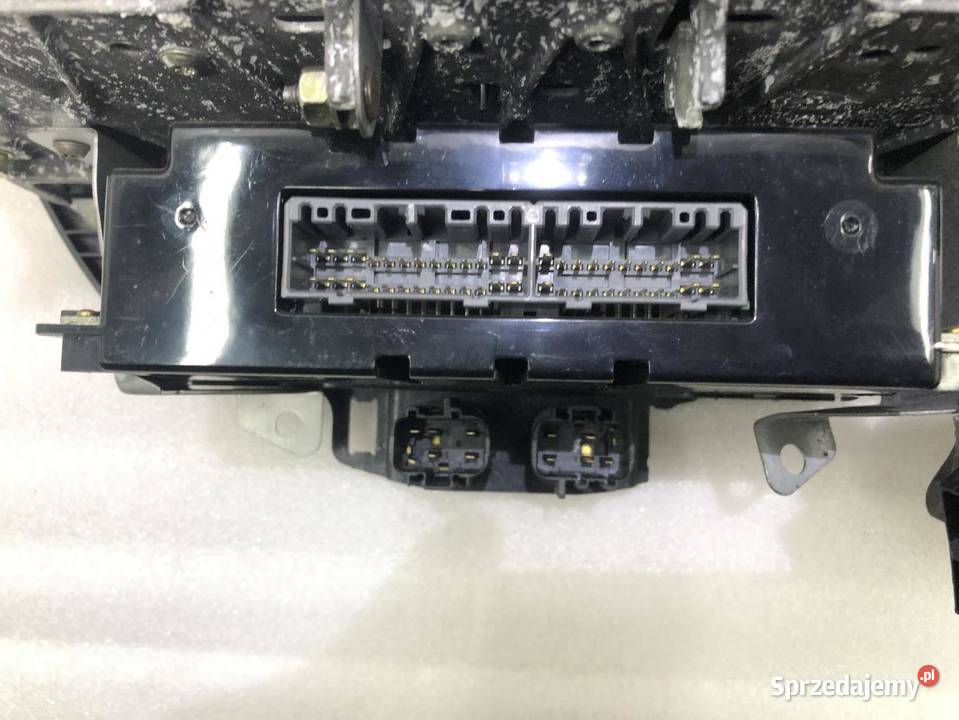 RADIO WYŚWIETLACZ XR8F18K876BHLGR JAGUAR STYPE