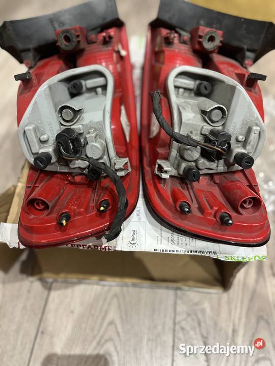 Klosze lampy tylnie Audi A4 B8 Avant kombi