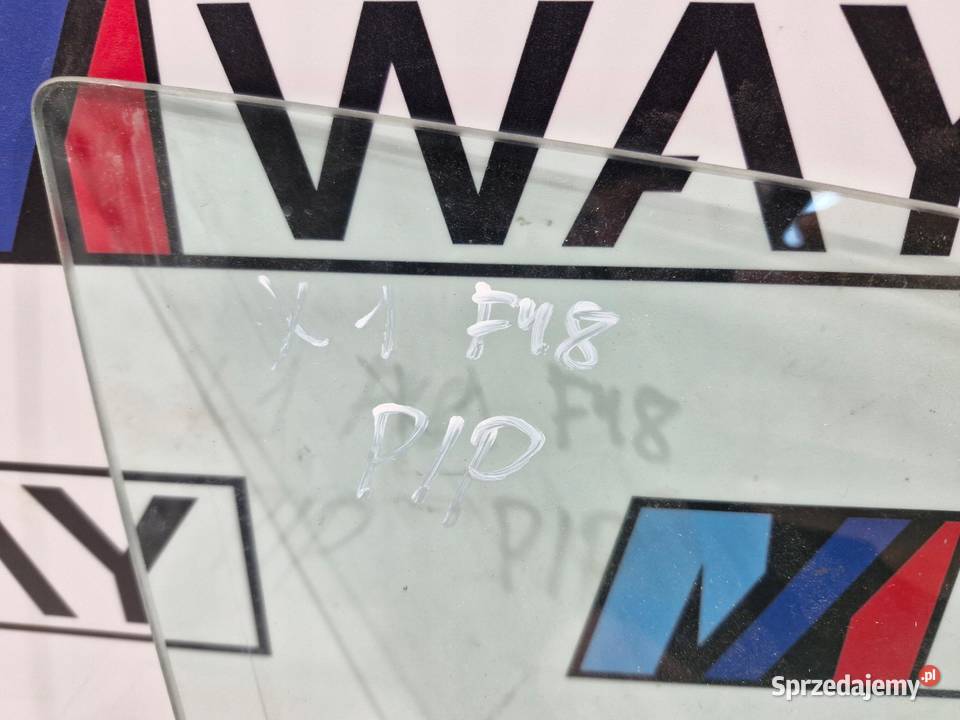 BMW X1 F48 SZYBA PRZEDNIA PRAWA DRZWI ORYGINAŁ