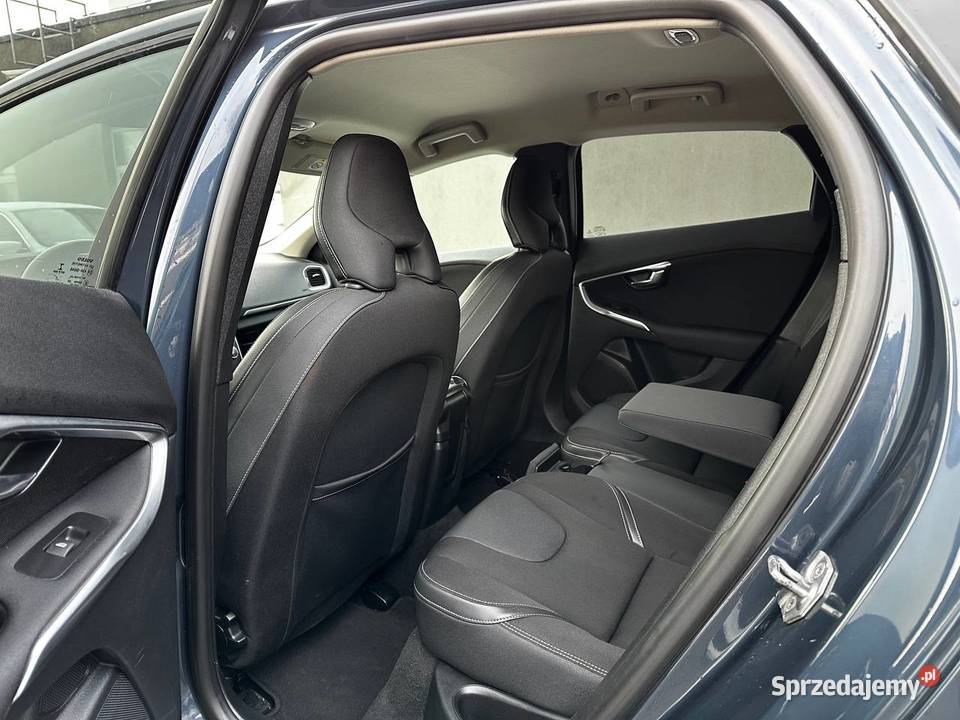 Volvo V40 2D Lift Bogata wersja wyposażenia nieuszkodzony Łódź