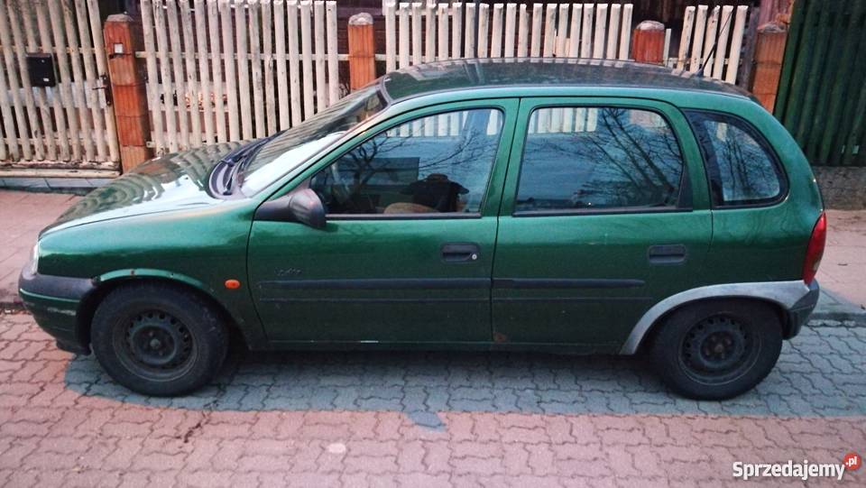 Opel corsa b 14 8v zielony na części Białystok