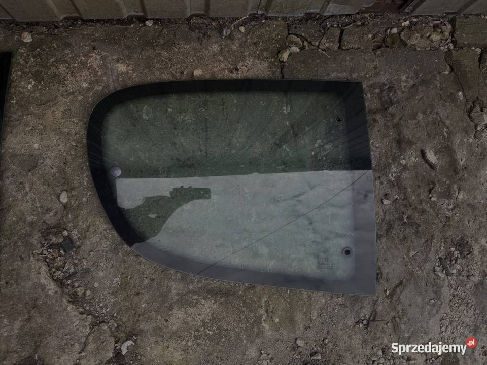 PRAWA TYLNA UCHYLNA SZYBA BOCZNA PEUGEOT 206 3