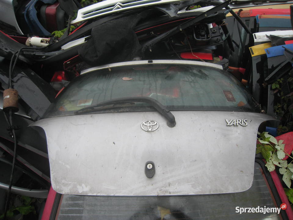 klapa tylna tył Toyota Yaris I 9906 szara osobowe Kraków