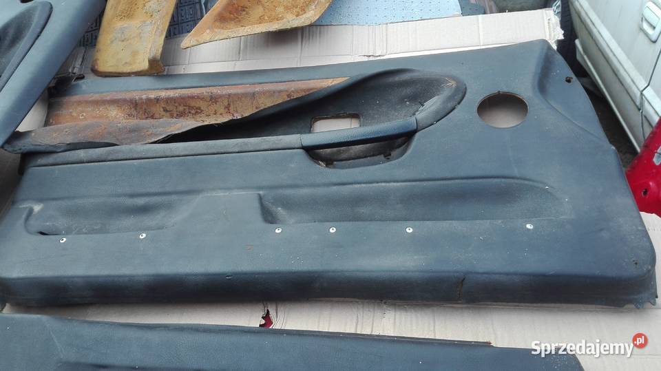 Boczki drzwiowebmw e3coupe czarne sprzedam