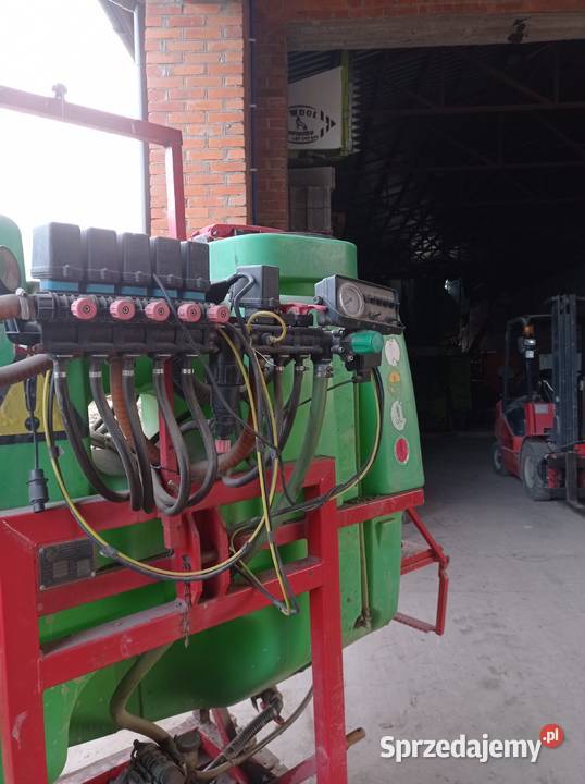 OPRYSKIWACZ KRUKOWIAK 800L łódzkie Kutno sprzedam