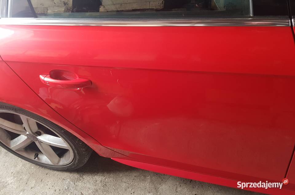 Drzwi tylne prawe AUDI A4 B8 sedan LZ3M Radom