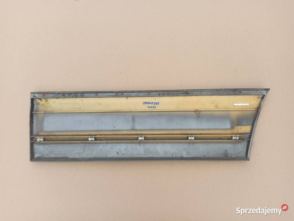 MERCEDES W126 LISTWA DRZWI PRAWY TYŁ 1266904040 sprzedam